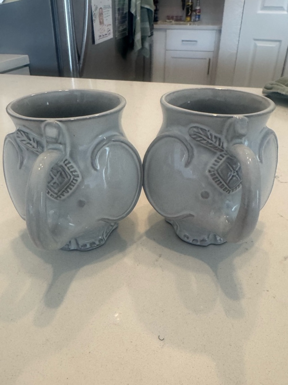 RARE Retired Jonathan Adler Elephant Ceramic Mug Set Gray